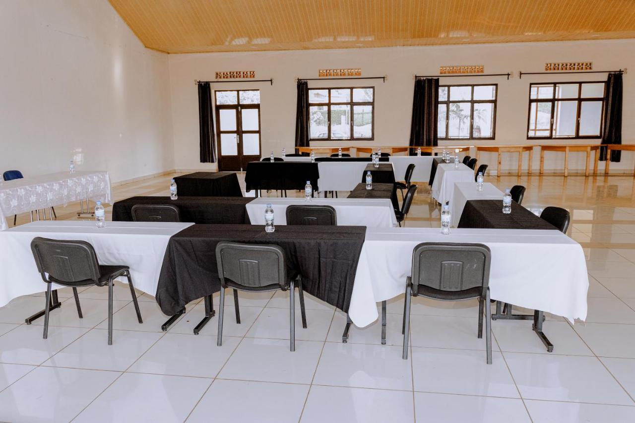 Centre Saint Vincent Pallotti Kigali Exterior foto