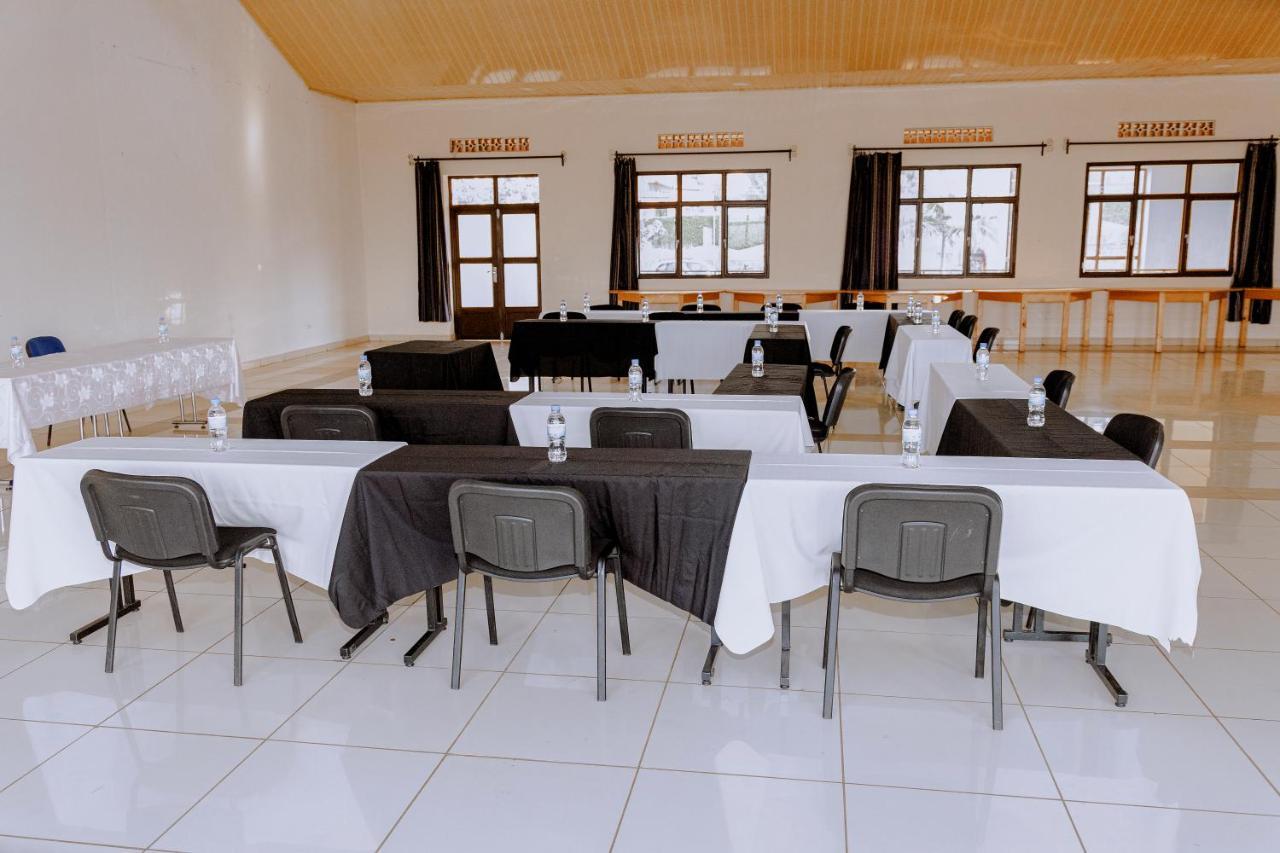 Centre Saint Vincent Pallotti Kigali Exterior foto